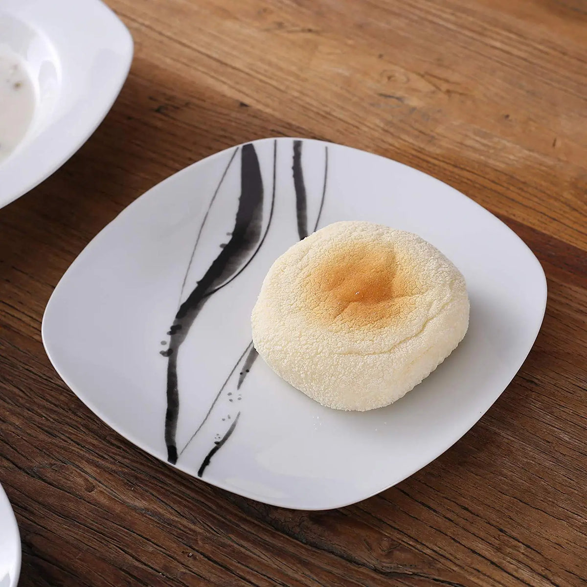 MALACASA Teresa Porcelain Dinnerware Set With Cups And Plates