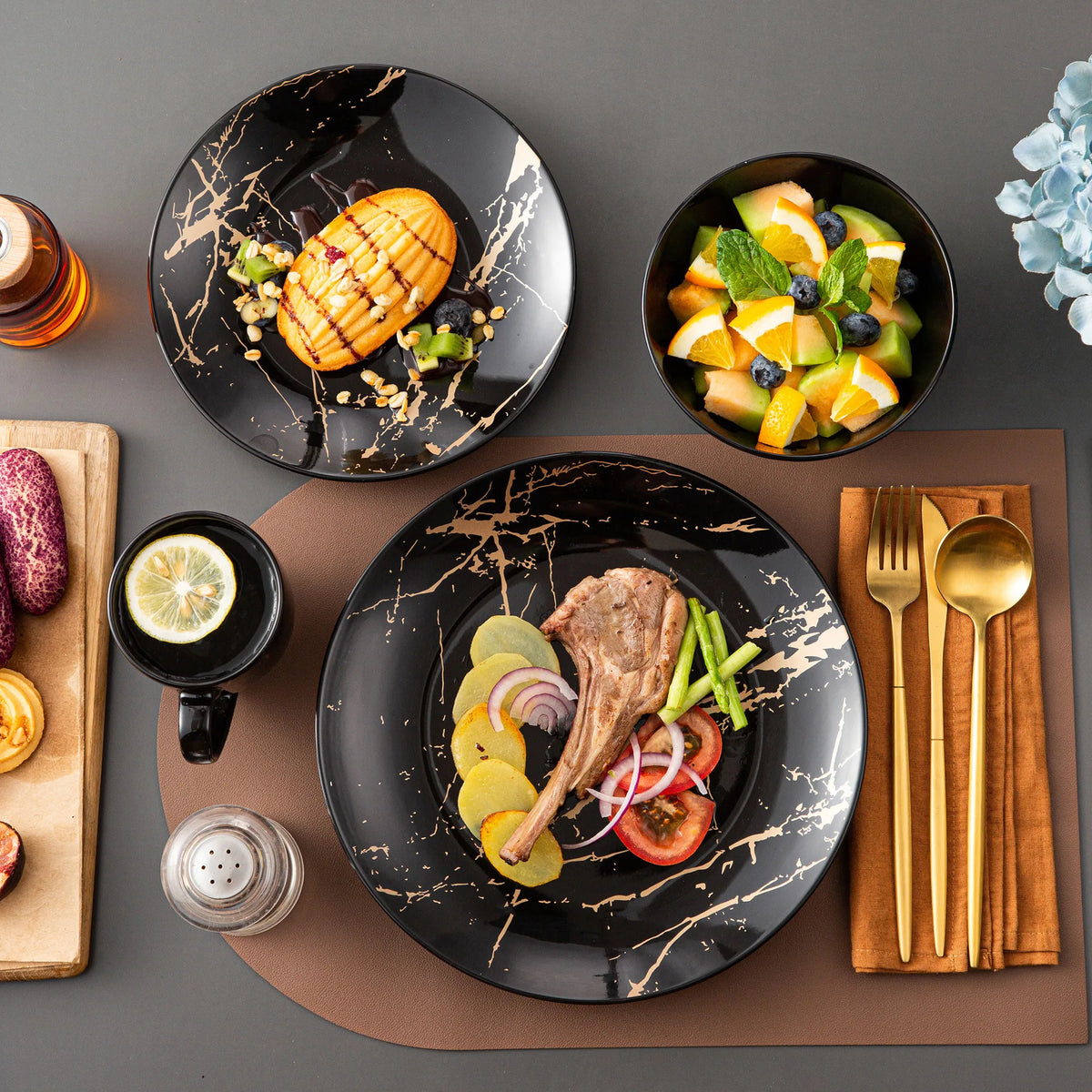 MALACASA Porcelain Dinnerware Set With Gold Splash Design