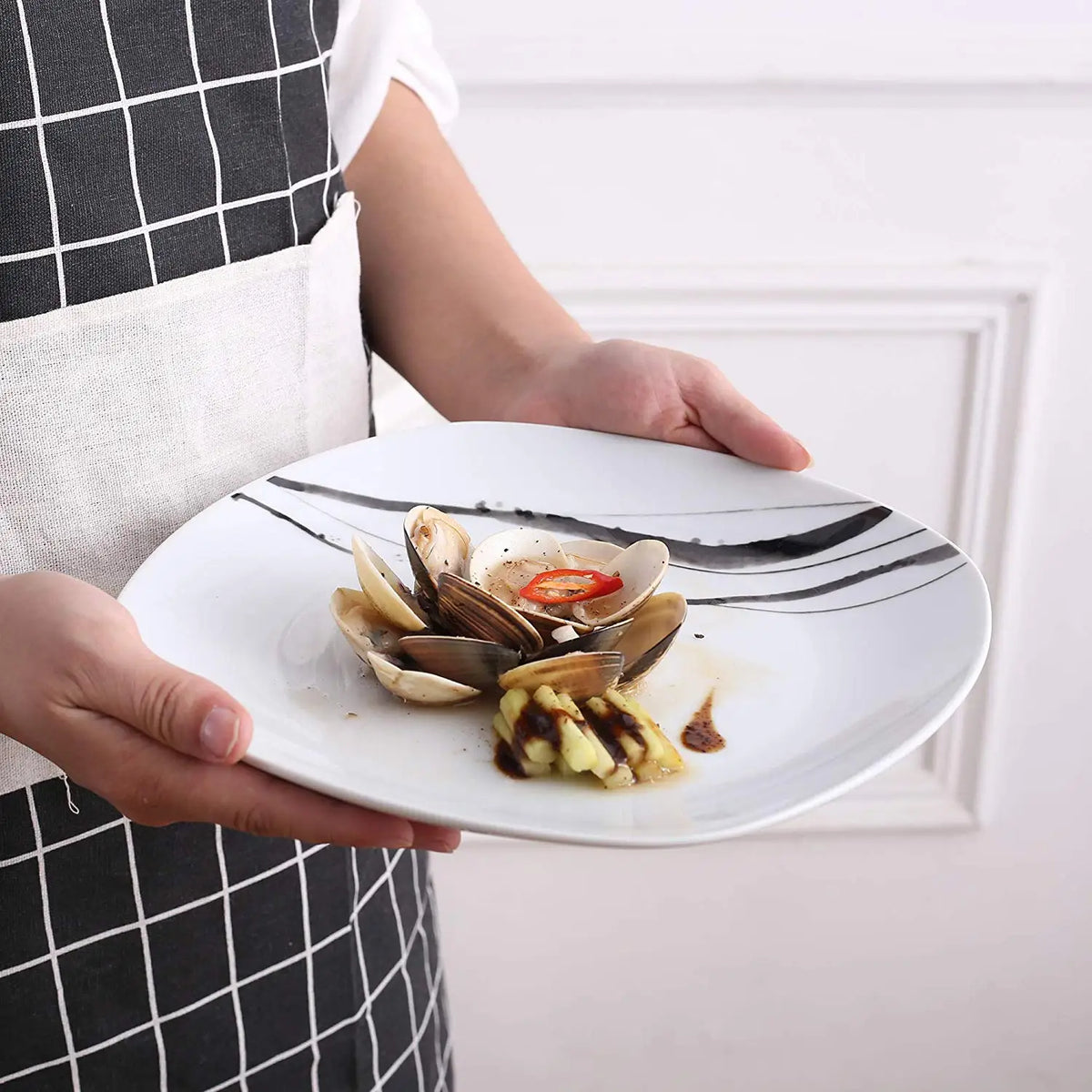 MALACASA Teresa Porcelain Dinnerware Set With Cups And Plates